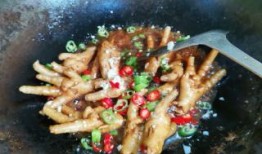 香辣鸡爪爆料怎么做视频,美味家常菜视频攻略